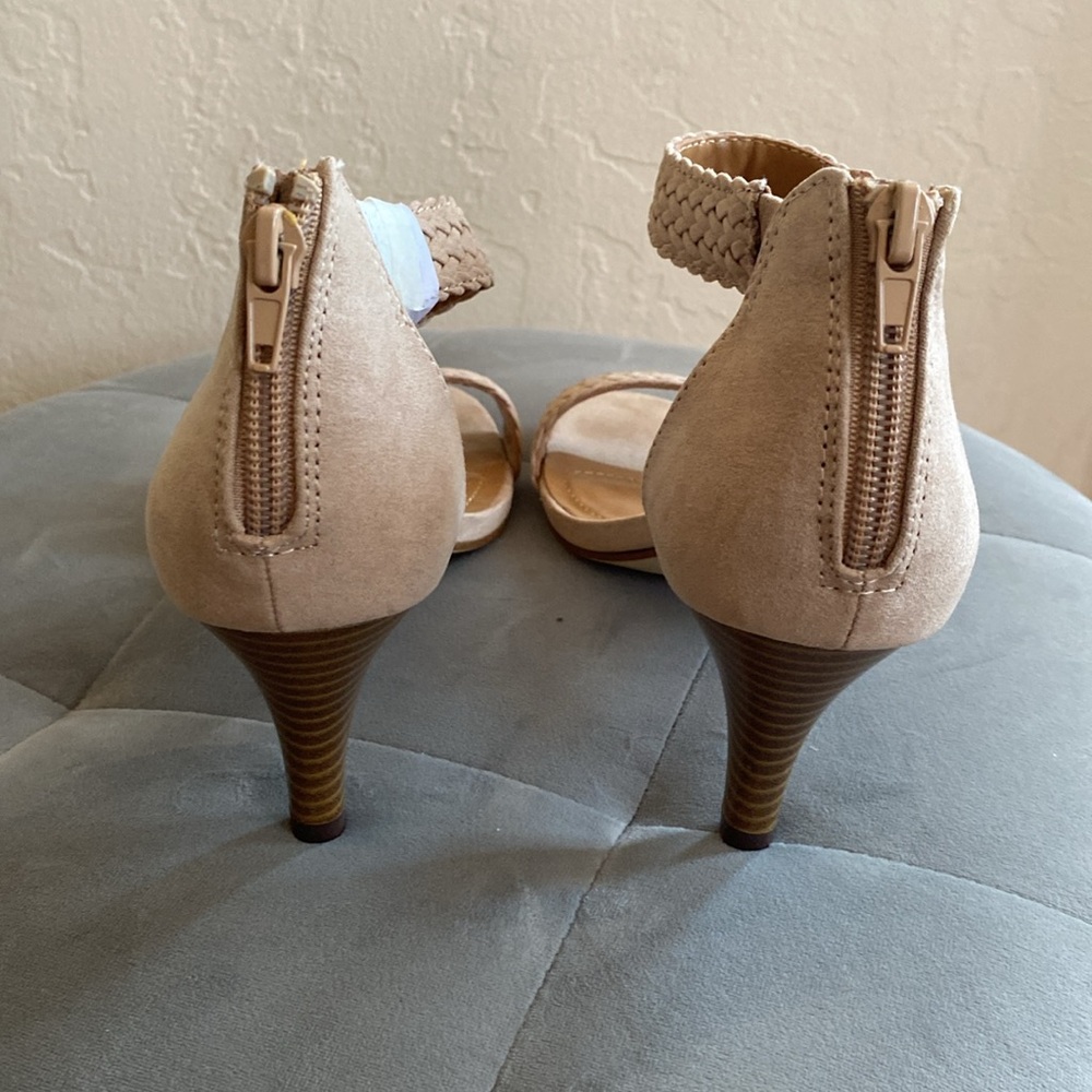 Style & Co sandal - Picture 2 of 4